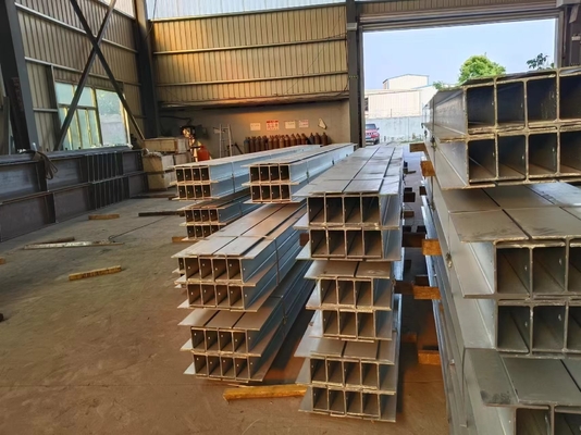 Warm gedompeld gegalvaniseerd C-sectie Purlins Ultieme keuze voor sterke duurzame gebouwen