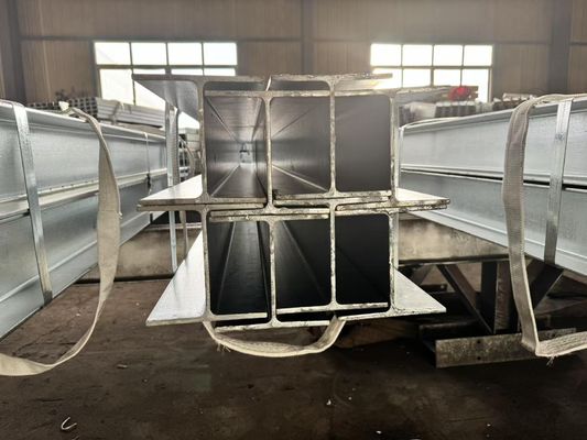H-balken van staal Structurele warmgewalste staalbalken aanpasbaar voor de bouw van gebouwen