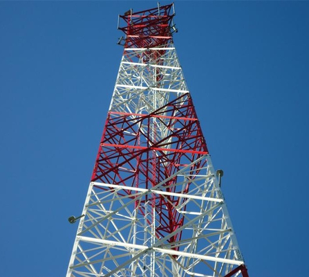 Hoogwaardige, aanpasbare driehoekige hoekstalen telecommunicatietorenkit met montagebeugels en accessoires